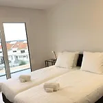 Ocean Views - New Private With Pool & Sea Views Apartment *