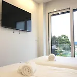Ocean Views - New Private With Pool & Sea Views Apartment *
