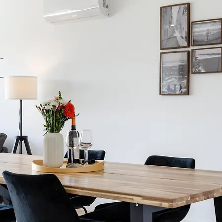 アパート Ocean Views - New Private With Pool & Sea Views