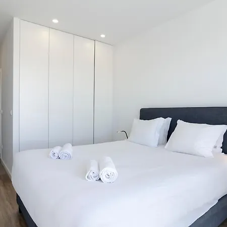 Ocean Views - New Private With Pool & Sea Views アパート