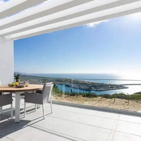 Ocean Views - New Private With Pool & Sea Views Nazare