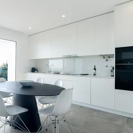 Ocean Views - New Private With Pool & Sea Views Appartamento Nazaré