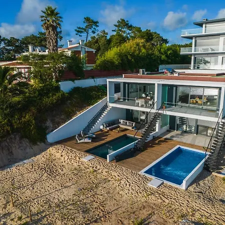 Ocean Views - New Private With Pool & Sea Views Daire Nazaré