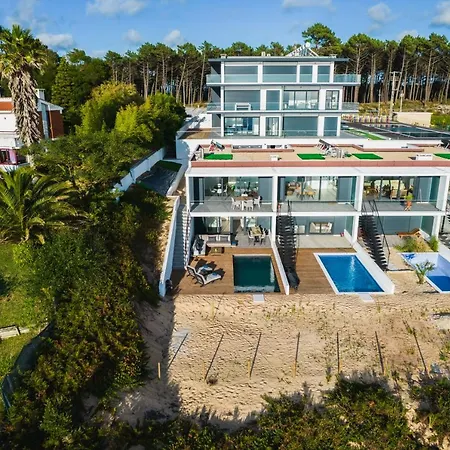 Apartment Ocean Views - New Private With Pool & Sea Views *