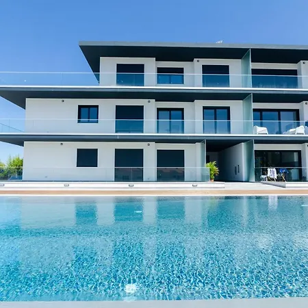 Ocean Views - New Private With Pool & Sea Views