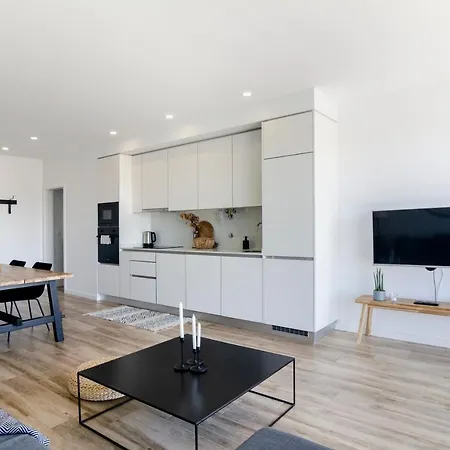 Apartamento Ocean Views - New Private With Pool & Sea Views *