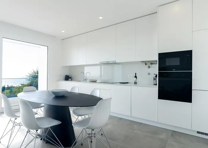 Ocean Views - New Private With Pool & Sea Views شقة نازاريه