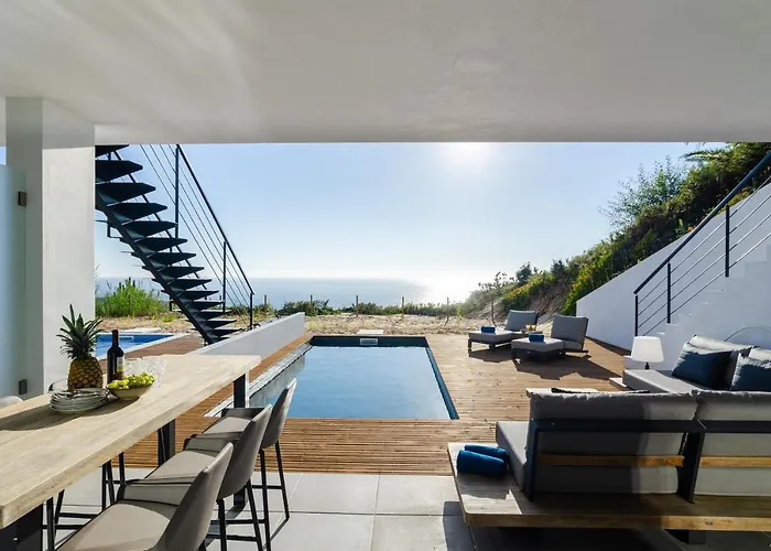 Ocean Views - New Private With Pool & Sea Views *