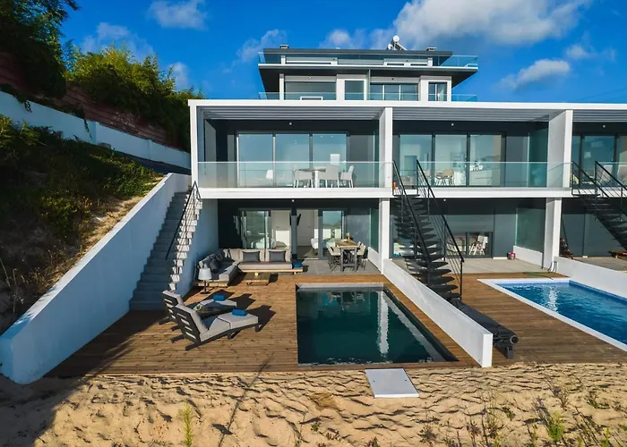 Ocean Views - New Private With Pool & Sea Views Назаре
