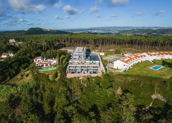 Ocean Views - New Private With Pool & Sea Views شقة *