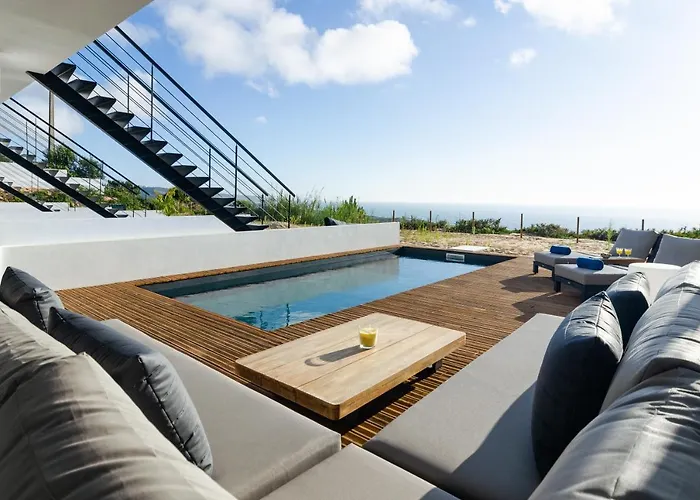 Ocean Views - New Private With Pool & Sea Views *